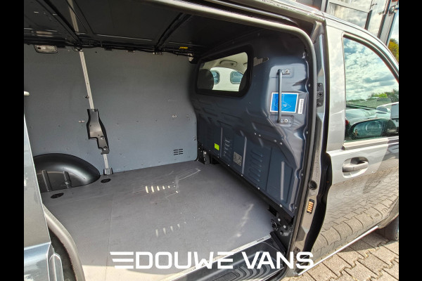 Mercedes-Benz Vito 119 Lang 4Matic 4x4 Distronic DAB 190 PK Mercedes-Benz Vito 119 Lang 4Matic 4x4 Distronic DAB 190 PK