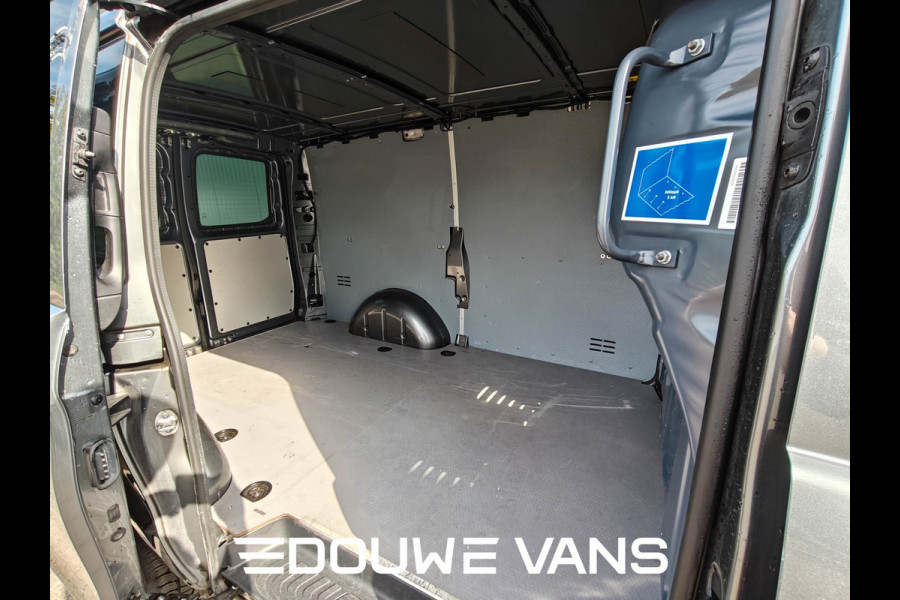 Mercedes-Benz Vito 119 Lang 4Matic 4x4 Distronic DAB 190 PK Mercedes-Benz Vito 119 Lang 4Matic 4x4 Distronic DAB 190 PK