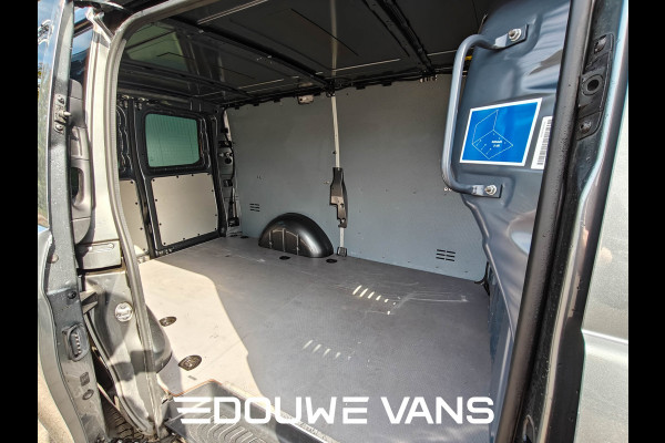 Mercedes-Benz Vito 119 Lang 4Matic 4x4 Distronic DAB 190 PK Mercedes-Benz Vito 119 Lang 4Matic 4x4 Distronic DAB 190 PK