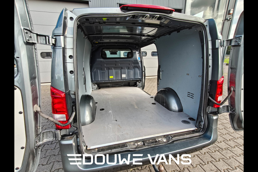 Mercedes-Benz Vito 119 Lang 4Matic 4x4 Distronic DAB 190 PK Mercedes-Benz Vito 119 Lang 4Matic 4x4 Distronic DAB 190 PK