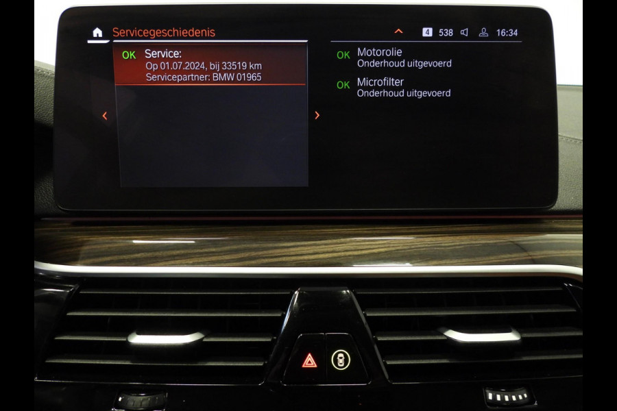 BMW 5 Serie Touring 530e Luxury Line NAVI/LEER/LASER LED/TREKH./18"LMV!