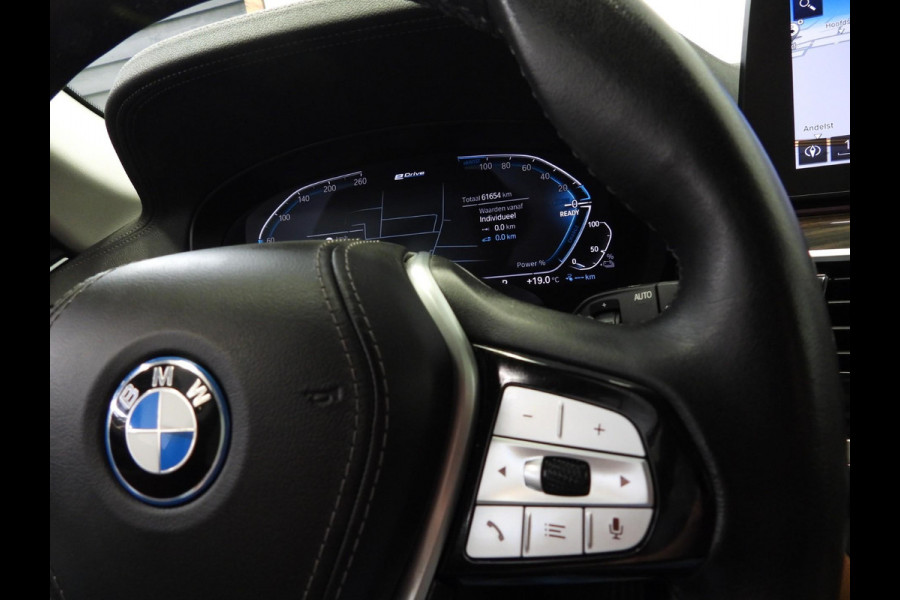 BMW 5 Serie Touring 530e Luxury Line NAVI/LEER/LASER LED/TREKH./18"LMV!