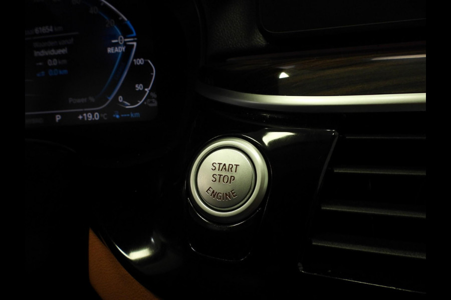 BMW 5 Serie Touring 530e Luxury Line NAVI/LEER/LASER LED/TREKH./18"LMV!