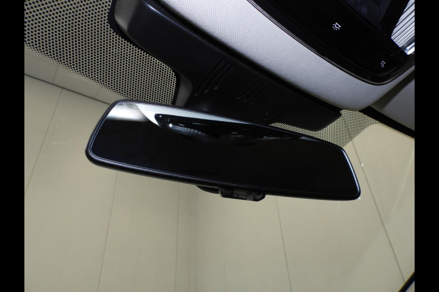 BMW 5 Serie Touring 530e Luxury Line NAVI/LEER/LASER LED/TREKH./18"LMV!