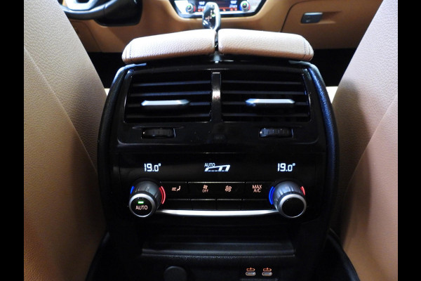 BMW 5 Serie Touring 530e Luxury Line NAVI/LEER/LASER LED/TREKH./18"LMV!