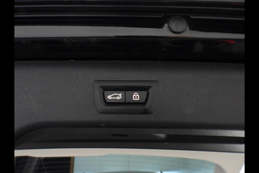 BMW 5 Serie Touring 530e Luxury Line NAVI/LEER/LASER LED/TREKH./18"LMV!