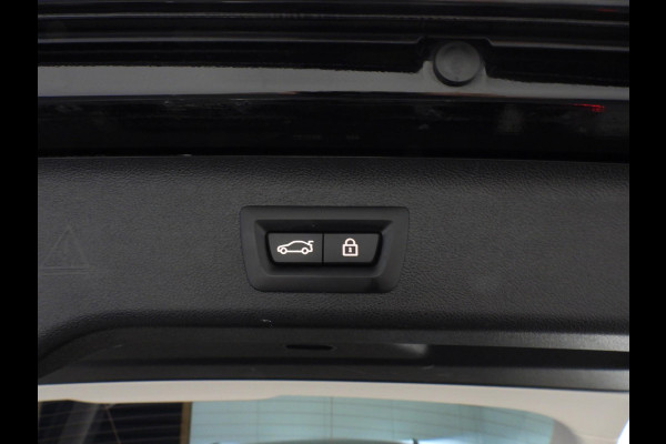 BMW 5 Serie Touring 530e Luxury Line NAVI/LEER/LASER LED/TREKH./18"LMV!