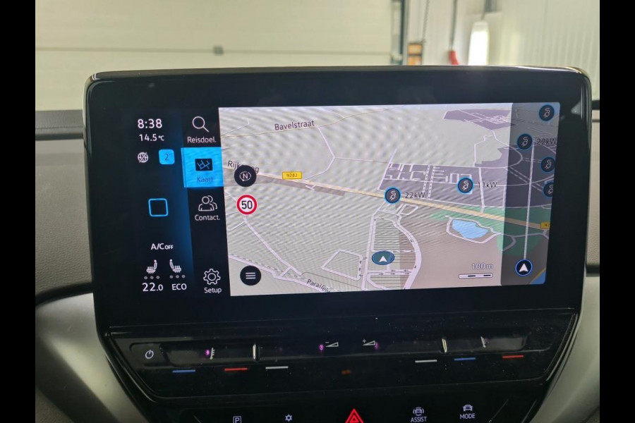 Volkswagen ID.4 Life 77 kWh Style Pack Navigatie Apple Carplay/Android Auto Adaptive Cruise Control Parkeersensoren Stoel- en stuurverwarming Full Led Climate Control Lichtmetalen velgen