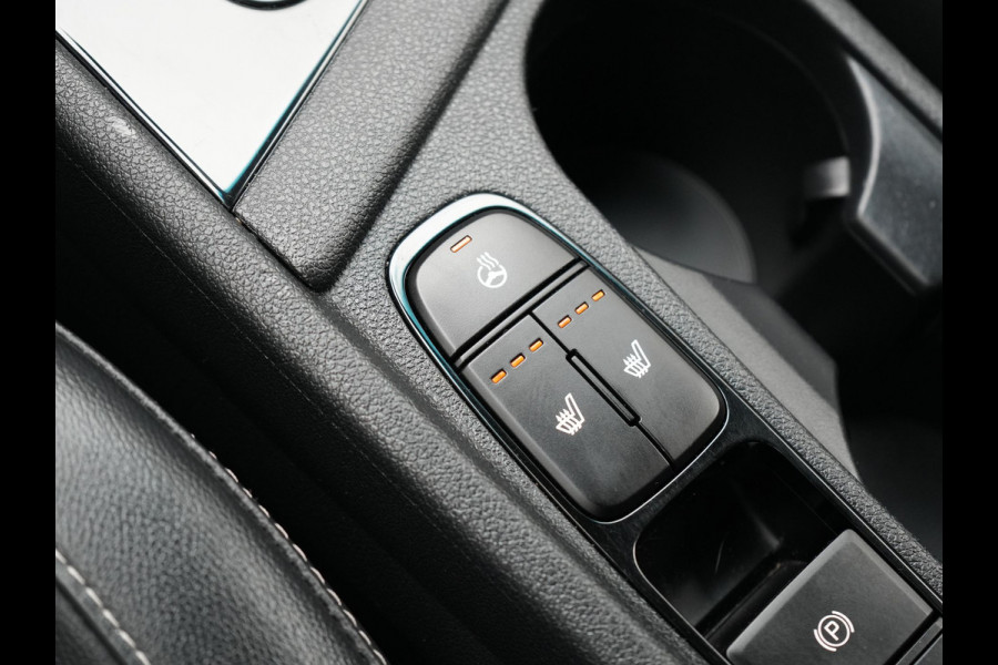 Kia Niro 1.6 GDi Hybrid DynamicLine Plug In Hybrid 142pk Dealer O.H PHEV | Adaptive Cruise | JBL Sound | Lederen Sportstoelen Verwarmd | Keyless | Apple Carplay | Camera | Navigatie | Blis | Virtual |  DAB |