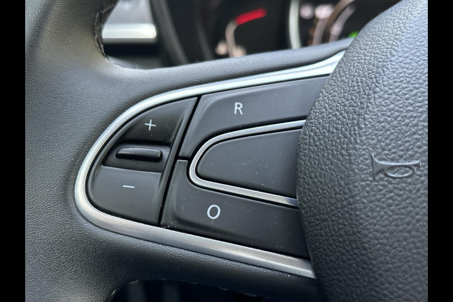 Renault Kadjar 1.3 TCe Intens | automaat | 140PK | navigatie | parkeercamera |