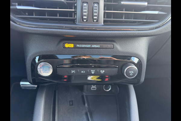 Ford Kuga 2.5 FHEV ST-Line X |  190pk | Driver Assistance Pack | Winterpack | Panoramadak | Technology Pack | Geen Stekker nodig | All Season banden
