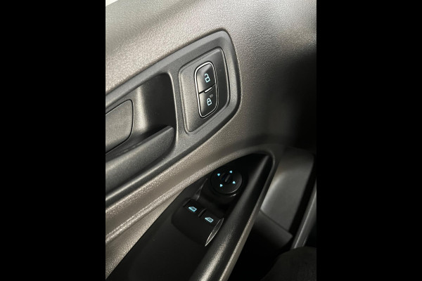 Ford Transit Connect Automaat L2 1.5 EcoBlue 120pk euro6 Trend 3Persoons 2x Schuifdeur, Airco, Trekhaak, Navigatie, RIJKLAARPRIJS!