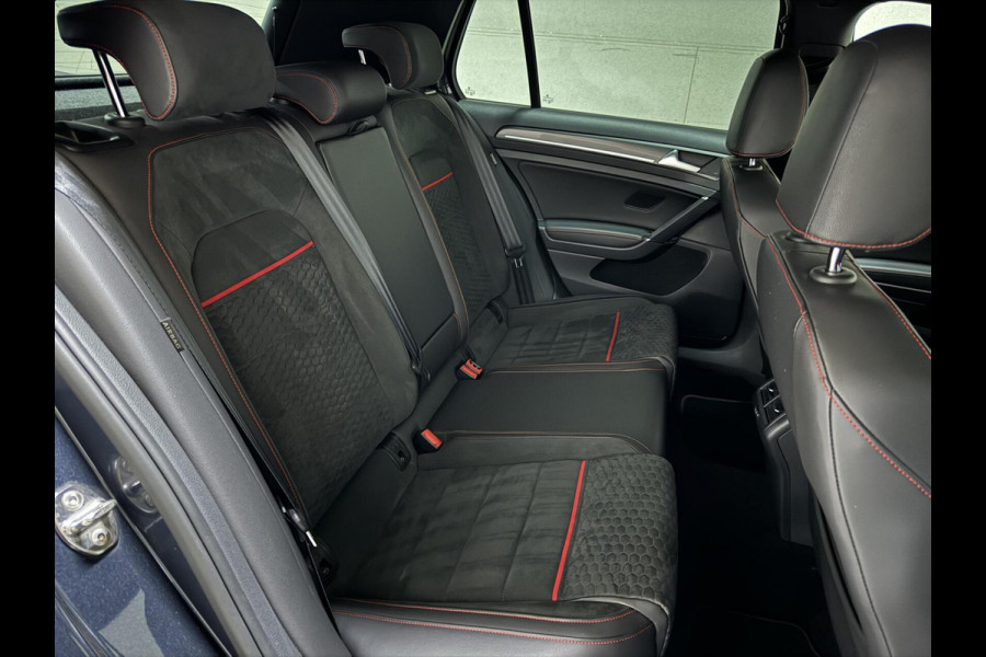 Volkswagen Golf 2.0 TSI GTI Performance Pano Virtual Sfeer Trekh.