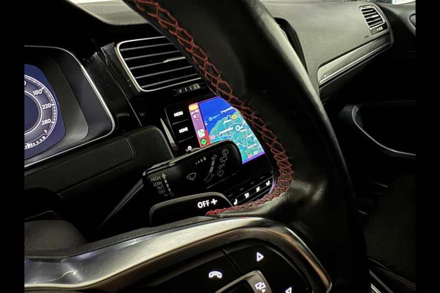 Volkswagen Golf 2.0 TSI GTI Performance Pano Virtual Sfeer Trekh.
