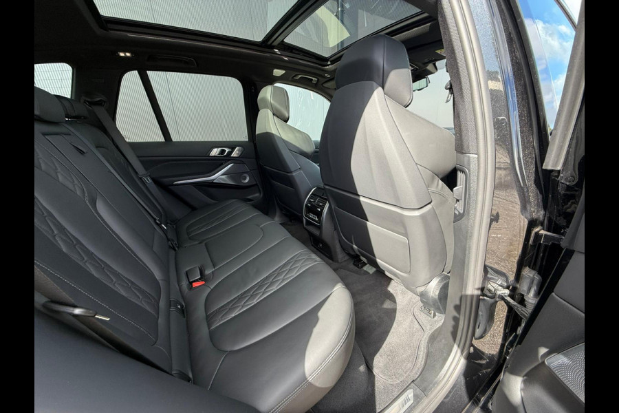 BMW X5 XDrive45e High Executive ALLE OPTIES. B&W M Skylounge Schwarovski PPF glascoatingetc..