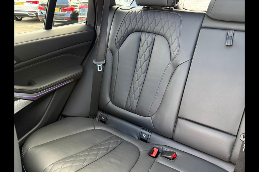BMW X5 XDrive45e High Executive ALLE OPTIES. B&W M Skylounge Schwarovski PPF glascoatingetc..