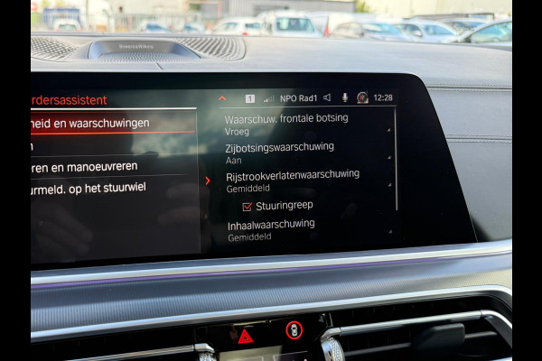 BMW X5 XDrive45e High Executive ALLE OPTIES. B&W M Skylounge Schwarovski PPF glascoatingetc..