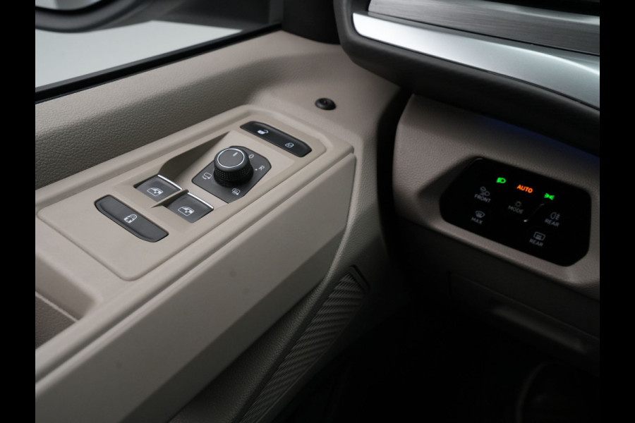 Volkswagen Multivan 1.4 eHybrid 218pk L2 Bulli 7p Panorama Navigatie Camera IQ light Carplay