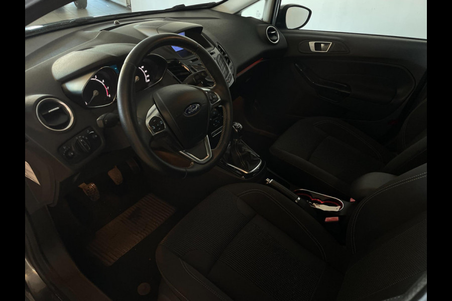 Ford Fiesta 1.0 EcoBoost Titanium AIRCO CLIMA NAVI CRUISE BT LED ELEK RAMEN CENT VERG VELGEN ZEER NETTE AUTO