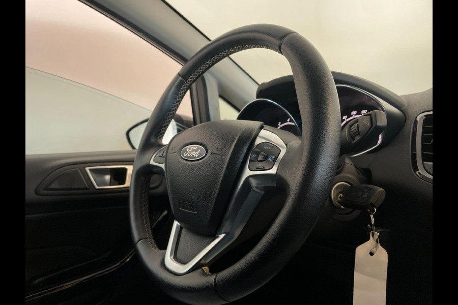 Ford Fiesta 1.0 EcoBoost Titanium AIRCO CLIMA NAVI CRUISE BT LED ELEK RAMEN CENT VERG VELGEN ZEER NETTE AUTO