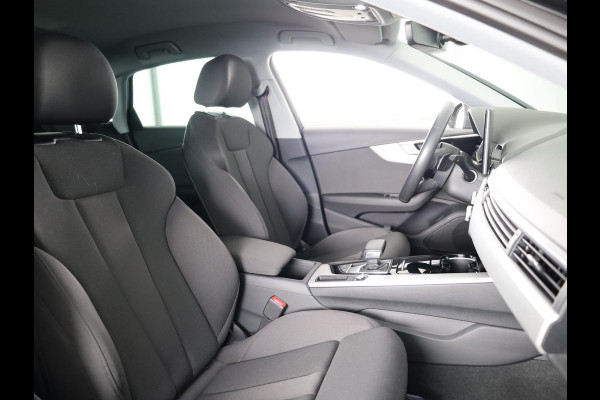 Audi A4 Limousine 35 TFSI Launch edition Business 150pk | Navigatie | Virtual Cockpit | Led koplampen | Navigatie | Sportstoelen Audi A4 Limousine 35 TFSI Launch edition Business 150pk | Navigatie | Virtual Cockpit | Led koplampen | Navigatie | Sportstoelen