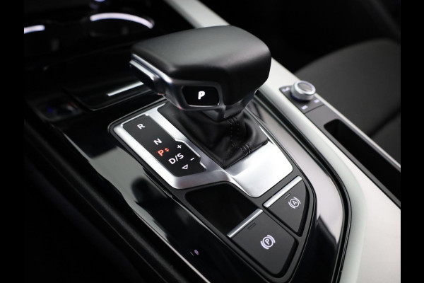 Audi A4 Limousine 35 TFSI Launch edition Business 150pk | Navigatie | Virtual Cockpit | Led koplampen | Navigatie | Sportstoelen Audi A4 Limousine 35 TFSI Launch edition Business 150pk | Navigatie | Virtual Cockpit | Led koplampen | Navigatie | Sportstoelen