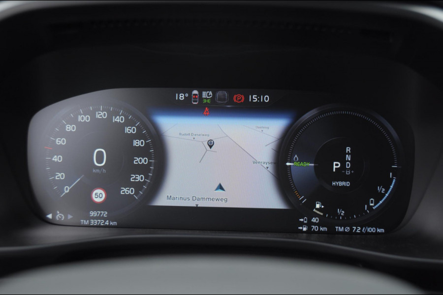 Volvo XC40 T4 211PK Automaat Recharge R-Design / Cruise control / leder met alcantara / elektrische achterklep / keyless entry / Apple carplay / Parkeersensoren met camera / getinte ramen /