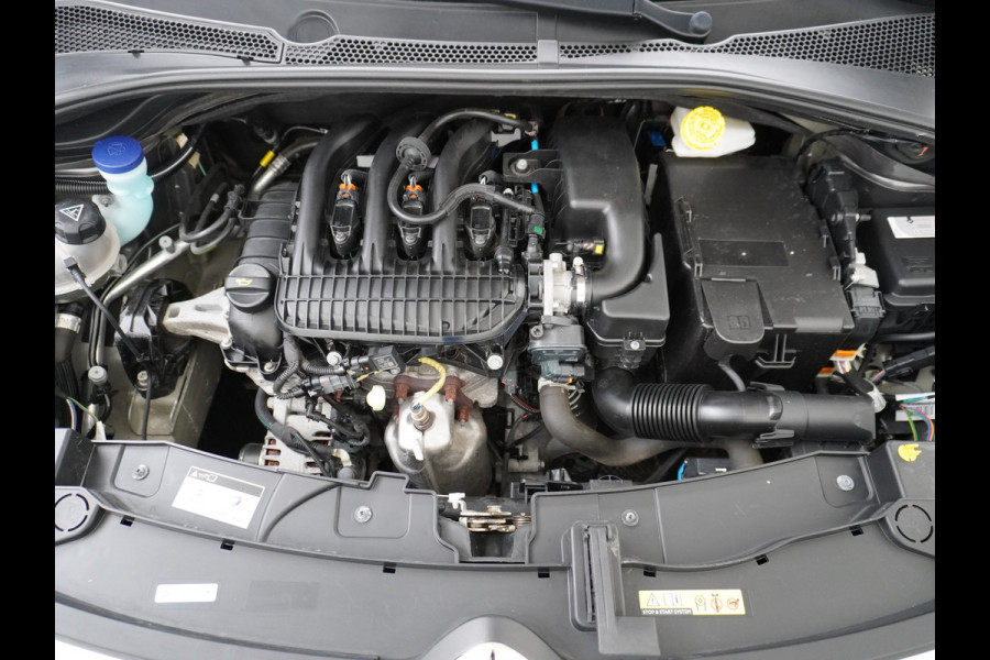 Citroën C3 1.2I Navi Shine C-Series Ecc Apple Carplay Android Auto Cruise Control C-Series PureTech Lmv DAB Bluetooth 1e Eigenaar Zeer compleet! Volledige onderhoud historie