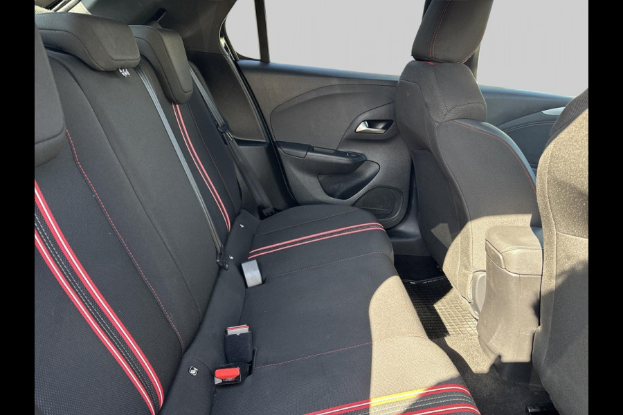 Opel Corsa 1.2 GS Line  | automaat | 130PK | stoelverwarming Opel Corsa 1.2 GS Line  | automaat | 130PK | stoelverwarming