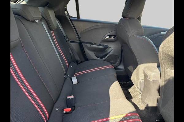 Opel Corsa 1.2 GS Line  | automaat | 130PK | stoelverwarming Opel Corsa 1.2 GS Line  | automaat | 130PK | stoelverwarming