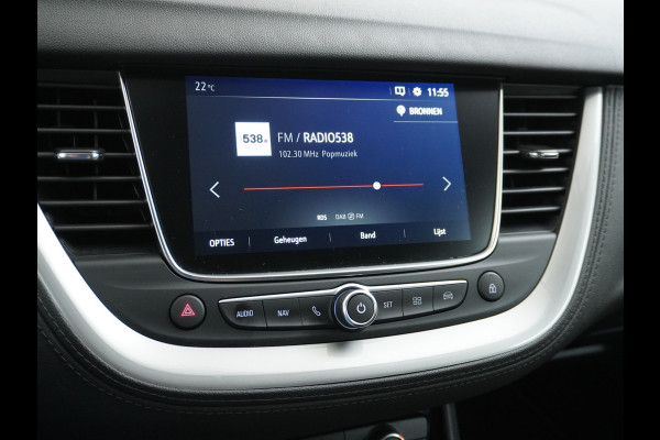 Opel Grandland X T131PK AUT-8 Navi Pdc Trekhaak Apple Carplay Android Auto Airco 120 Jaar Edition Regen-Lichtsensor DAB Lmv 17" Led Privacy Glas Origineel Nederlandse Auto Euro 6
