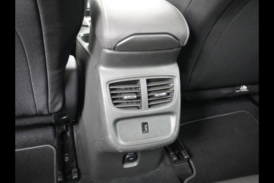 Opel Grandland X T131PK AUT-8 Navi Pdc Trekhaak Apple Carplay Android Auto Airco 120 Jaar Edition Regen-Lichtsensor DAB Lmv 17" Led Privacy Glas Origineel Nederlandse Auto Euro 6