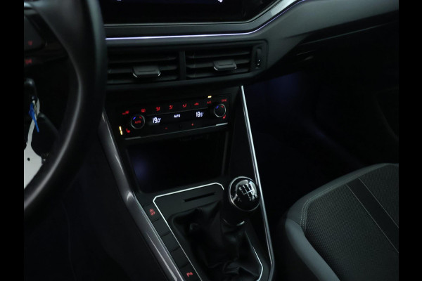 Volkswagen Polo 1.0 TSI Highline 110PK | CarPlay | Stoelverwarming