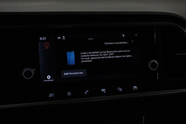 Seat Ateca 1.5 TSI DSG Style Nieuw type Demo! | Climate Control Parkeer sensoren Cruise control DAB Led Lichtmetalen Velgen