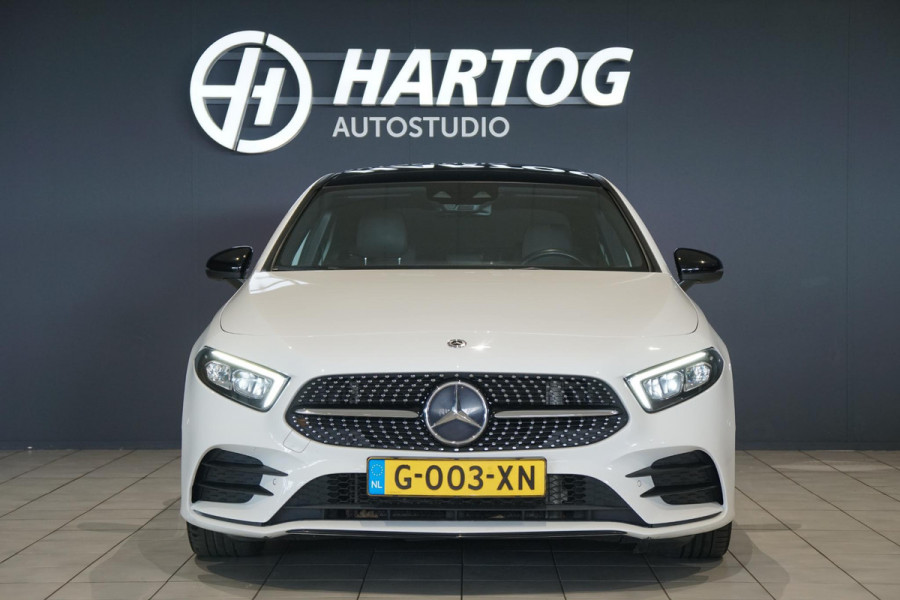 Mercedes-Benz A-Klasse 180 AMG Line + SCHUIFDAK / CAMERA / NIGHTPAKKET / WIDESCREEN / CARPLAY