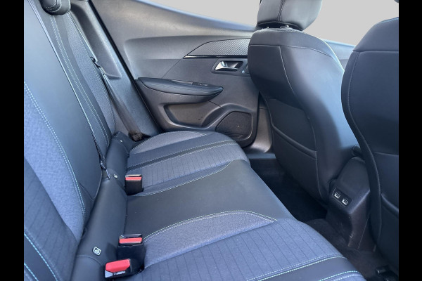 Peugeot 2008 1.2 PureTech Blue Lease Allure