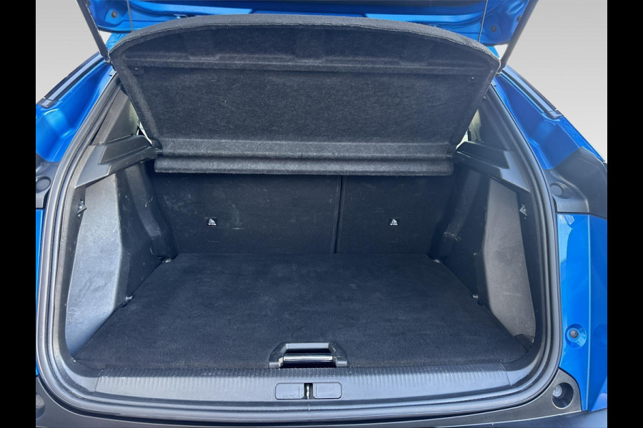Peugeot 2008 1.2 PureTech Blue Lease Allure