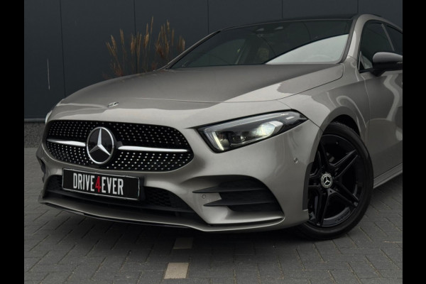 Mercedes-Benz A-Klasse 220 AMG M2020 PANO NAVI CAMERA PDC SPORTVELGEN Mercedes-Benz A-Klasse 220 AMG M2020 PANO NAVI CAMERA PDC SPORTVELGEN