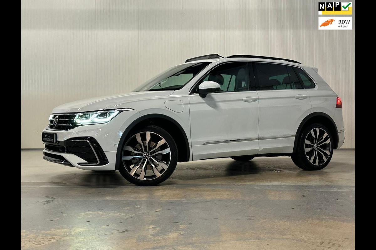 Volkswagen Tiguan 1.4 TSI eHybrid R-Line Business+ | PANO | IQ LIGHTS | CAMERA Volkswagen Tiguan 1.4 TSI eHybrid R-Line Business+ | PANO | IQ LIGHTS | CAMERA