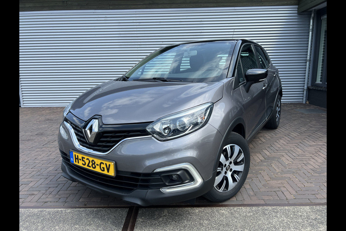 Renault Captur 0.9 TCe Version S Renault Captur 0.9 TCe Version S