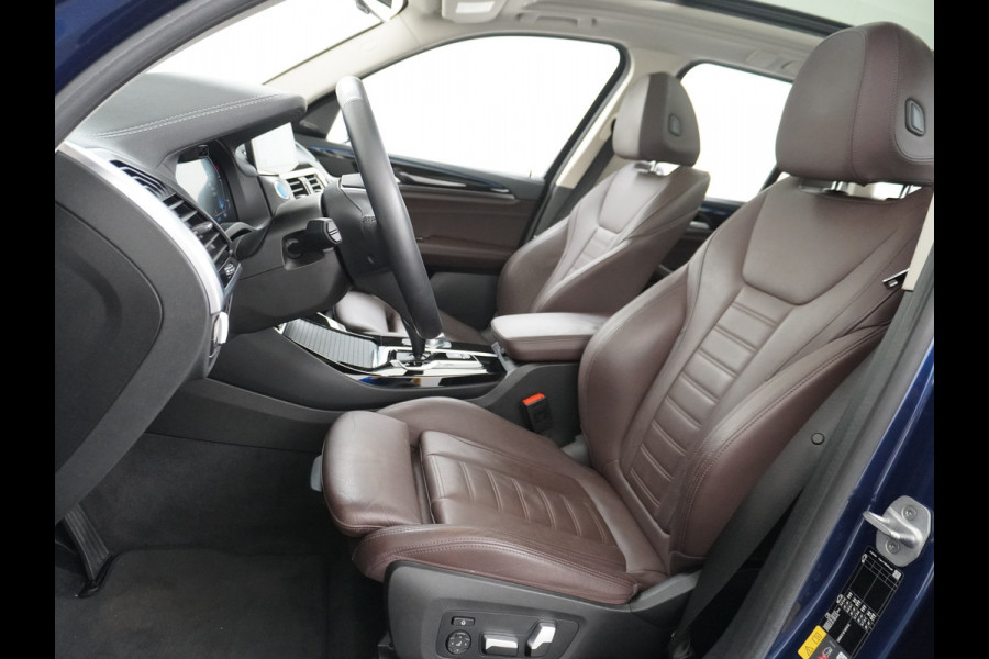 BMW iX3 High Executive 80kWh Leer+Elektr.-verst. Adap.Cruise Apple Carplay Android Auto Navi Ecc 360°Camera Panoramaschuifdak Harman&Kar Stoelverwarming Parkeer+Achteruitrij assistent Led Origineel Nederlandse Auto Zeer compleet! €73.000 nieuw!