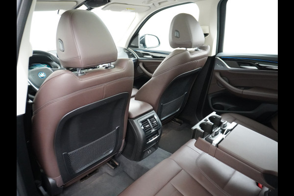 BMW iX3 High Executive 80kWh Leer+Elektr.-verst. Adap.Cruise Apple Carplay Android Auto Navi Ecc 360°Camera Panoramaschuifdak Harman&Kar Stoelverwarming Parkeer+Achteruitrij assistent Led Origineel Nederlandse Auto Zeer compleet! €73.000 nieuw!