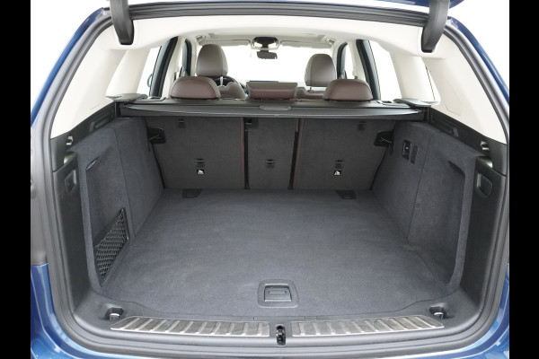 BMW iX3 High Executive 80kWh Leer+Elektr.-verst. Adap.Cruise Apple Carplay Android Auto Navi Ecc 360°Camera Panoramaschuifdak Harman&Kar Stoelverwarming Parkeer+Achteruitrij assistent Led Origineel Nederlandse Auto Zeer compleet! €73.000 nieuw!