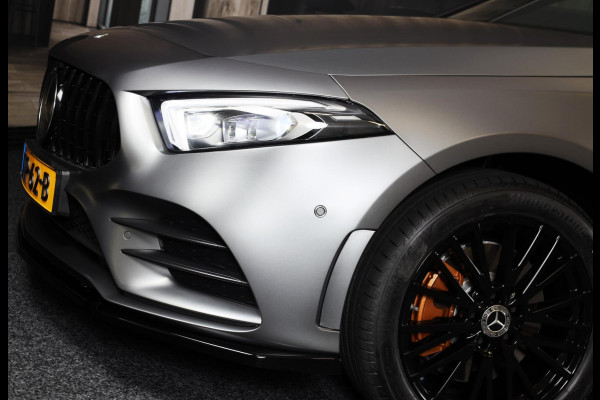 Mercedes-Benz A-Klasse 250 e AMG 45 Look / Acc / Memory / Lane Assist / Digital Cockpit / Sfeerverlichting / Camera / Pano / 18 In Mercedes-Benz A-Klasse 250 e AMG 45 Look / Acc / Memory / Lane Assist / Digital Cockpit / Sfeerverlichting / Camera / Pano / 18 In