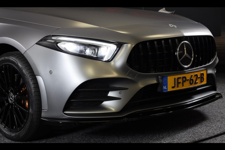 Mercedes-Benz A-Klasse 250 e AMG 45 Look / Acc / Memory / Lane Assist / Digital Cockpit / Sfeerverlichting / Camera / Pano / 18 In Mercedes-Benz A-Klasse 250 e AMG 45 Look / Acc / Memory / Lane Assist / Digital Cockpit / Sfeerverlichting / Camera / Pano / 18 In