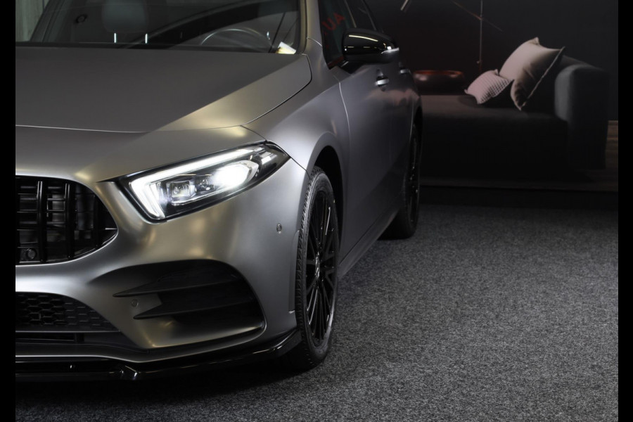 Mercedes-Benz A-Klasse 250 e AMG 45 Look / Acc / Memory / Lane Assist / Digital Cockpit / Sfeerverlichting / Camera / Pano / 18 In Mercedes-Benz A-Klasse 250 e AMG 45 Look / Acc / Memory / Lane Assist / Digital Cockpit / Sfeerverlichting / Camera / Pano / 18 In