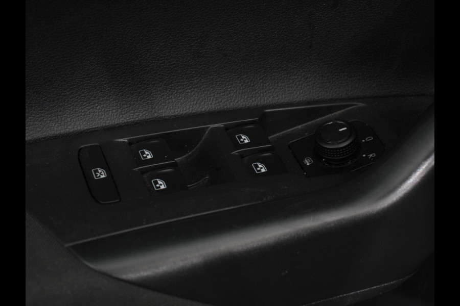 Volkswagen Polo 1.0 TSI DSG Comfortline | Navigatie | App Connect / Apple Carplay / Android Auto | Climate Control | Stoelverwarming | Extra Getint glas Volkswagen Polo 1.0 TSI DSG Comfortline | Navigatie | App Connect / Apple Carplay / Android Auto | Climate Control | Stoelverwarming | Extra Getint glas