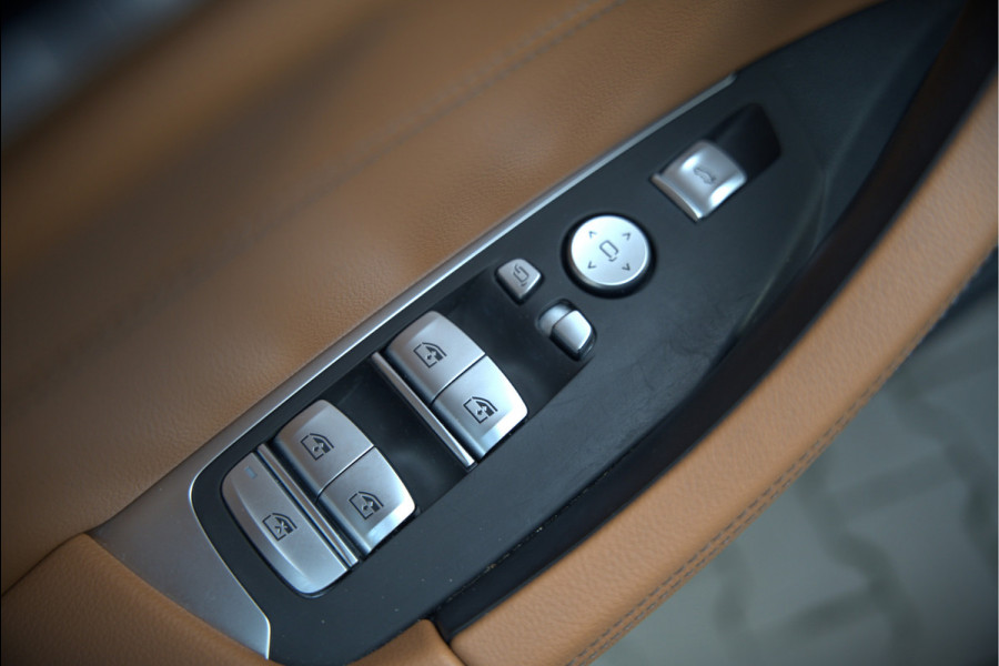 BMW iX3 High Executive 80 kWh | Panoramadak | Keyless | Stoelverwarming | Harman Kardon | Memory Seat | Head-Up Display | 360 Camera | Adaptief Onderstel | Trekhaak | Adaptive LED | Elektrische Stoelen | Apple Carplay | N BMW iX3 High Executive 80 kWh | Panoramadak | Keyless | Stoelverwarming | Harman Kardon | Memory Seat | Head-Up Display | 360 Camera | Adaptief Onderstel | Trekhaak | Adaptive LED | Elektrische Stoelen | Apple Carplay | N