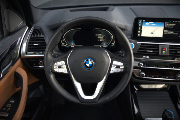 BMW iX3 High Executive 80 kWh | Panoramadak | Keyless | Stoelverwarming | Harman Kardon | Memory Seat | Head-Up Display | 360 Camera | Adaptief Onderstel | Trekhaak | Adaptive LED | Elektrische Stoelen | Apple Carplay | N BMW iX3 High Executive 80 kWh | Panoramadak | Keyless | Stoelverwarming | Harman Kardon | Memory Seat | Head-Up Display | 360 Camera | Adaptief Onderstel | Trekhaak | Adaptive LED | Elektrische Stoelen | Apple Carplay | N