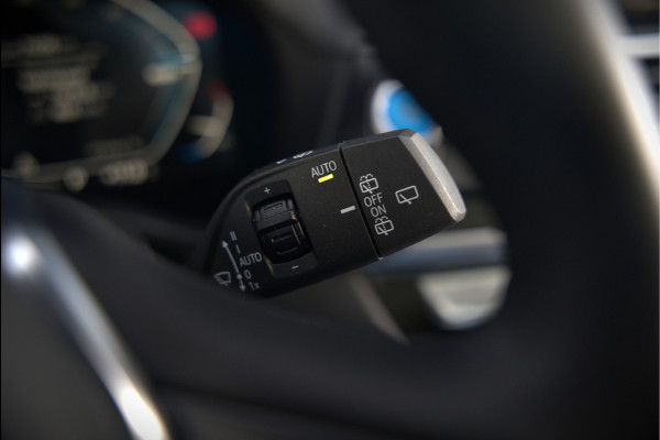 BMW iX3 High Executive 80 kWh | Panoramadak | Keyless | Stoelverwarming | Harman Kardon | Memory Seat | Head-Up Display | 360 Camera | Adaptief Onderstel | Trekhaak | Adaptive LED | Elektrische Stoelen | Apple Carplay | N BMW iX3 High Executive 80 kWh | Panoramadak | Keyless | Stoelverwarming | Harman Kardon | Memory Seat | Head-Up Display | 360 Camera | Adaptief Onderstel | Trekhaak | Adaptive LED | Elektrische Stoelen | Apple Carplay | N